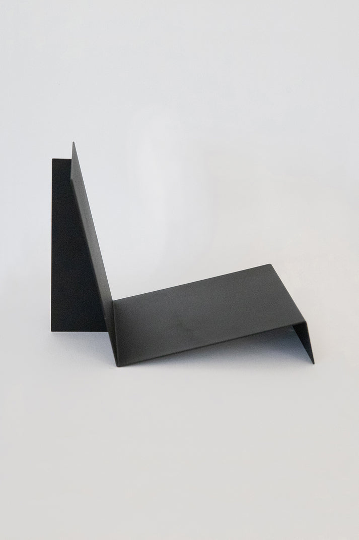 LP-stand-black-1-upton