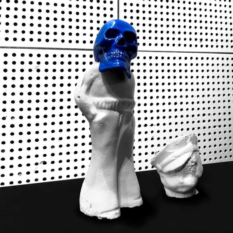 jack_white_-_frozen_charlotte